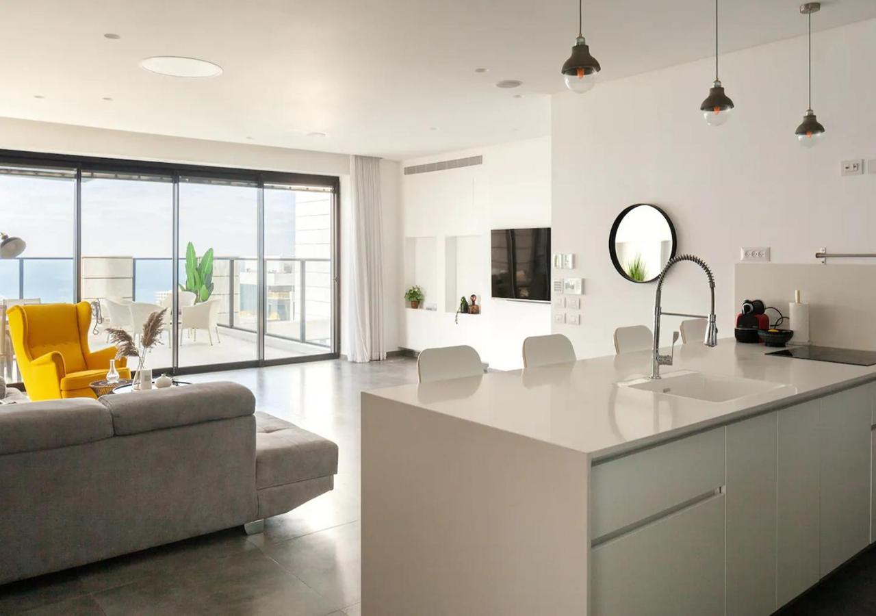 Oַ&O Group- Luxury Penthouse Jacuzzi Sea 36 Floor Apartment บัตยัม ภายนอก รูปภาพ