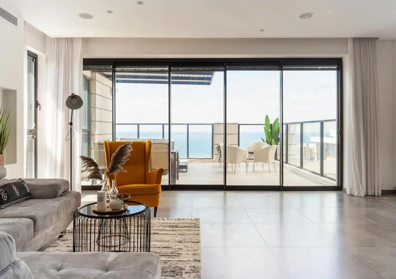 Oַ&O Group- Luxury Penthouse Jacuzzi Sea 36 Floor Apartment บัตยัม ภายนอก รูปภาพ