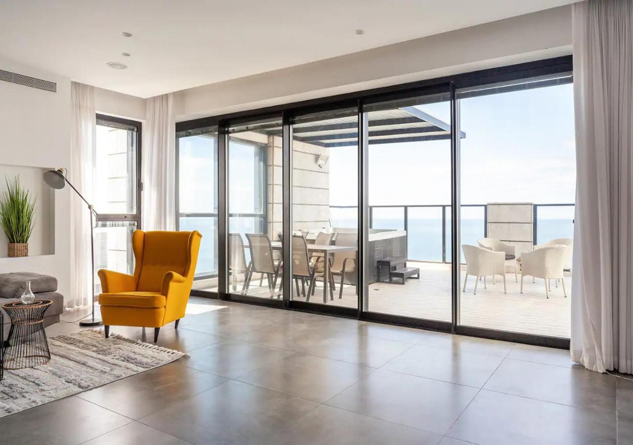 Oַ&O Group- Luxury Penthouse Jacuzzi Sea 36 Floor Apartment บัตยัม ภายนอก รูปภาพ