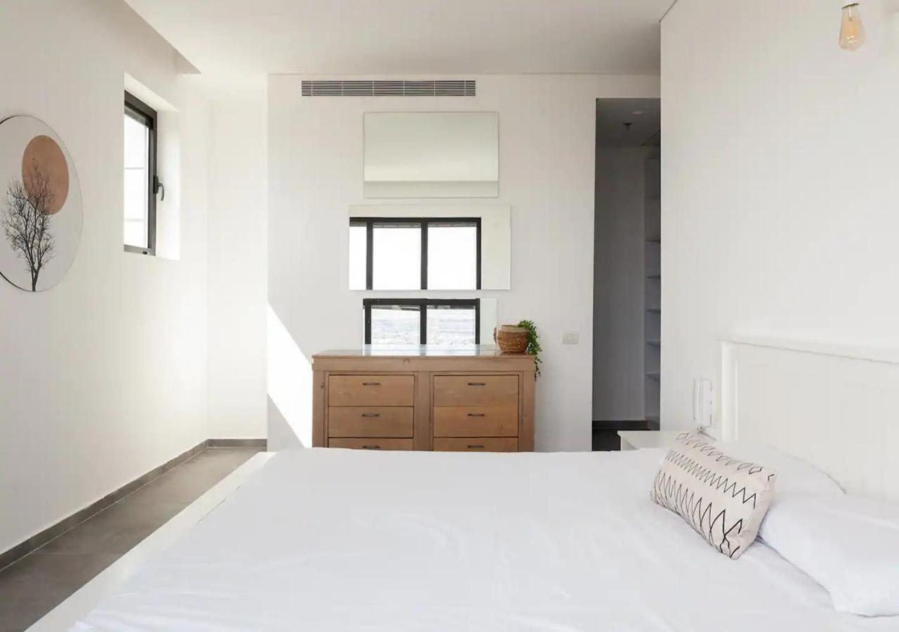 Oַ&O Group- Luxury Penthouse Jacuzzi Sea 36 Floor Apartment บัตยัม ภายนอก รูปภาพ