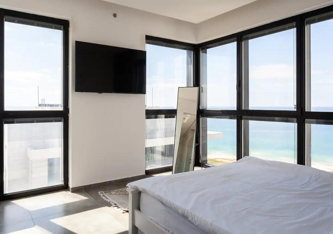 Oַ&O Group- Luxury Penthouse Jacuzzi Sea 36 Floor Apartment บัตยัม ภายนอก รูปภาพ